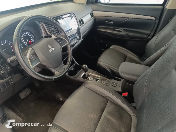 OUTLANDER 2.0 16V 4P AUTOMÁTICO