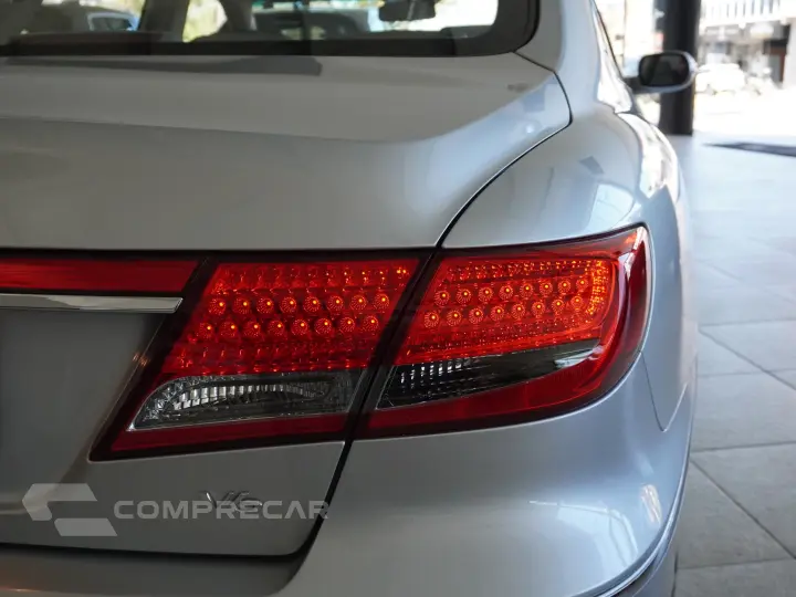 AZERA 3.3 MPFI GLS SEDAN V6 24V GASOLINA 4P AUTOMÁTICO