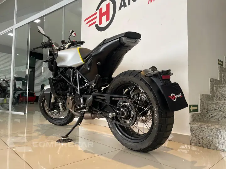 VITPILEN 701