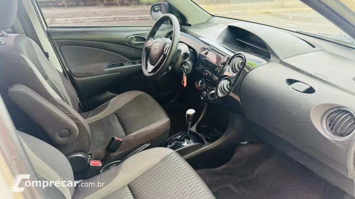 ETIOS 1.5 XS Sedan 16V