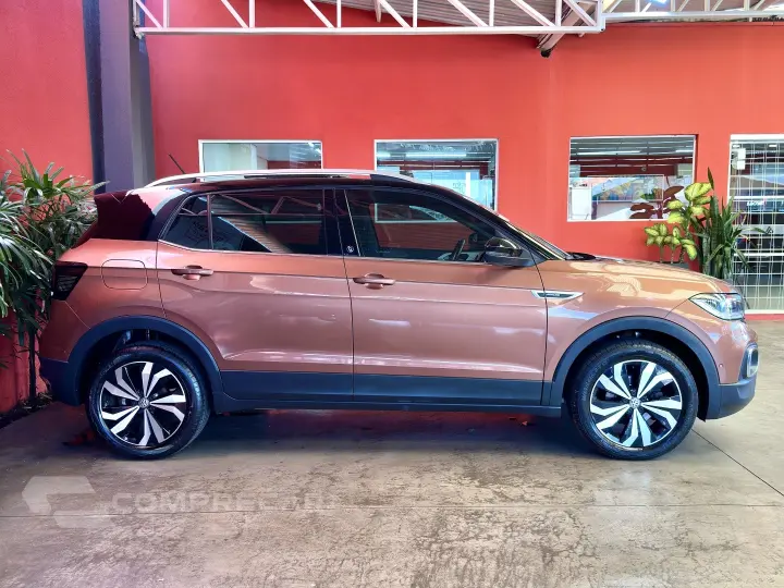 T-CROSS 1.4 250 TSI TOTAL FLEX HIGHLINE AUTOMÁTICO