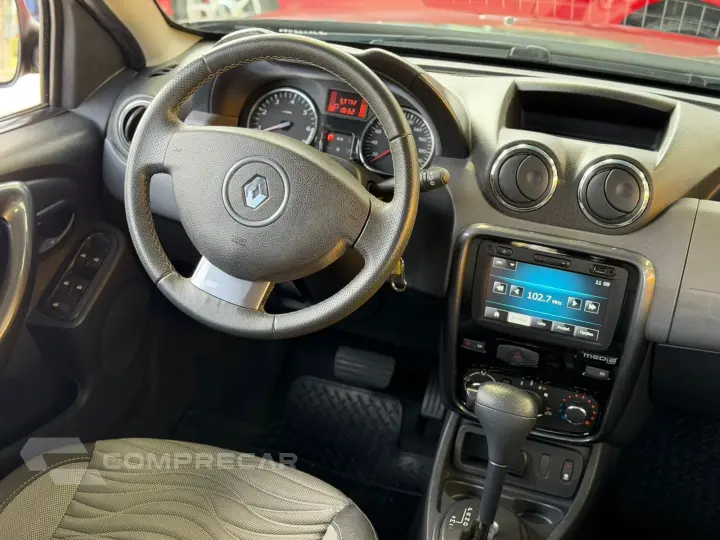 DUSTER TECHROAD 2.0 Hi-Flex 16V Aut.