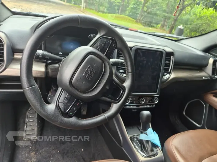 TORO 2.0 16V Turbo Ranch 4WD AT9