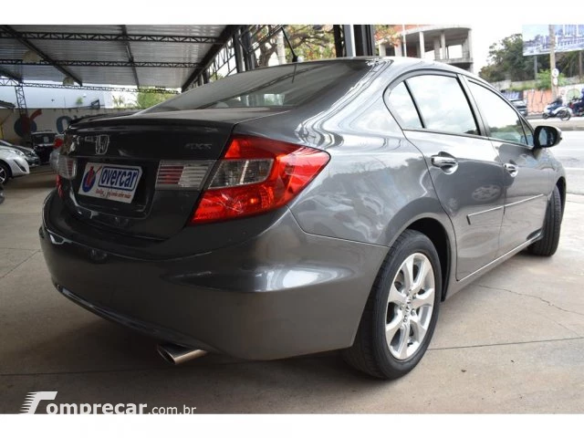 CIVIC - 1.8 EXS 16V 4P AUTOMÁTICO