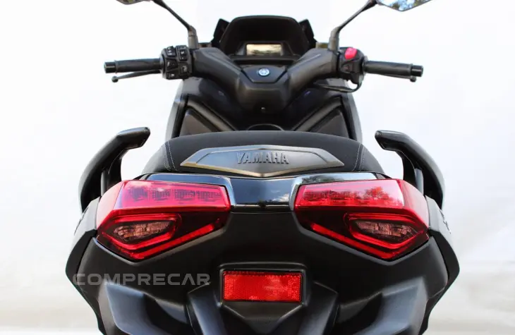 YAMAHA XMAX 250 CONNECTED ABS