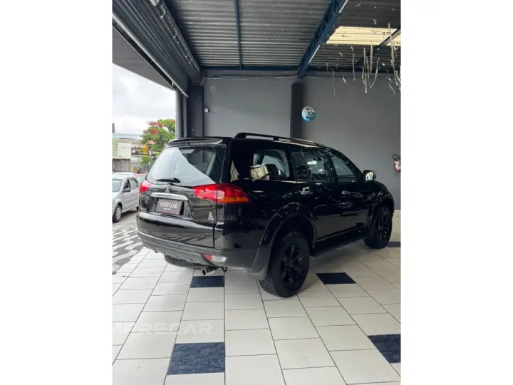 PAJERO DAKAR 3.2 4X4 16V TURBO INTERCOOLER DIESEL 4P AUTOMÁT