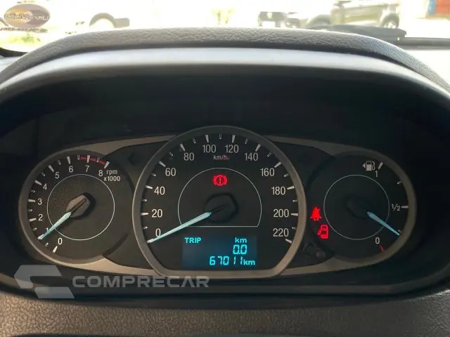 KA - 1.5 TI-VCT SE SEDAN MANUAL