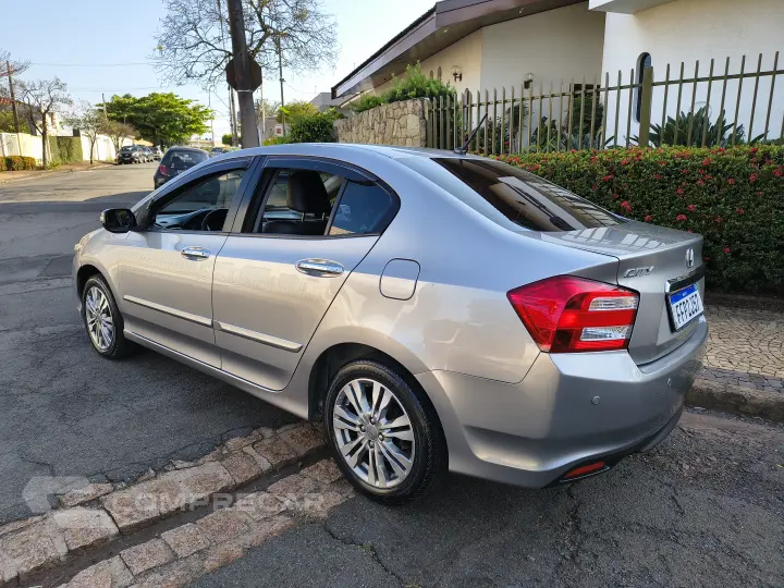 CITY 1.5 EX Sedan 16V