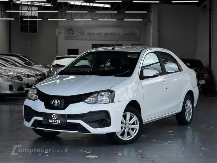 ETIOS 1.5 X PLUS SEDAN 16V FLEX 4P AUTOMÁTICO