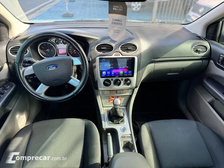 FOCUS 2.0 GLX SEDAN 16V FLEX 4P MANUAL