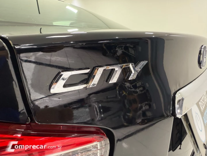 CITY 1.5 LX Sedan 16V
