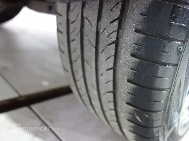 VIRTUS - 1.0 200 TSI COMFORTLINE AUTOMÁTICO