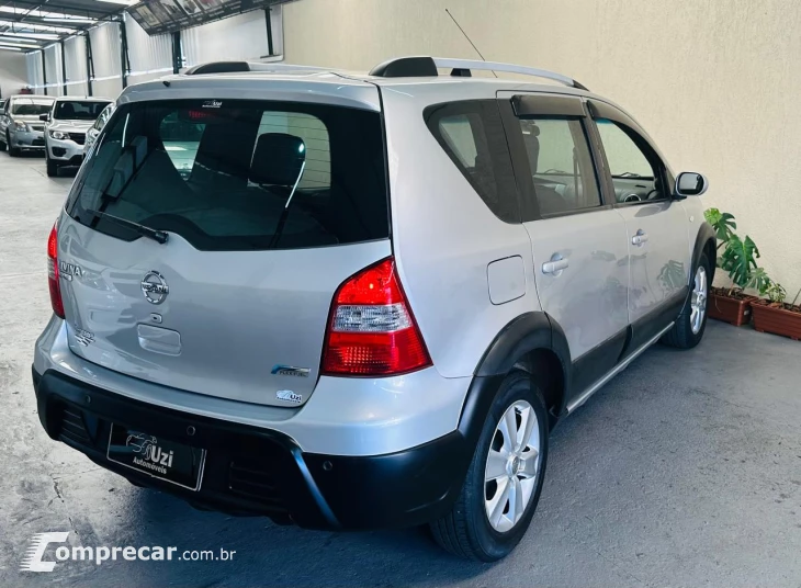 LIVINA 1.8 SL X-gear 16V