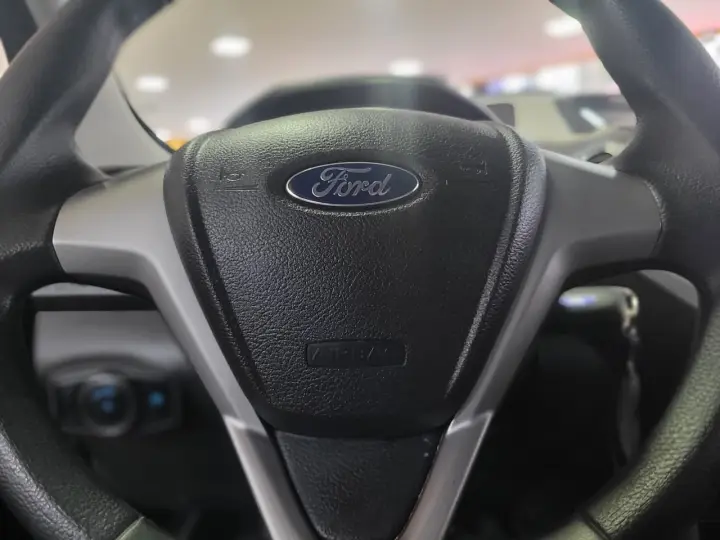 Ka 1.0 SE/SE Plus TiVCT Flex 5p