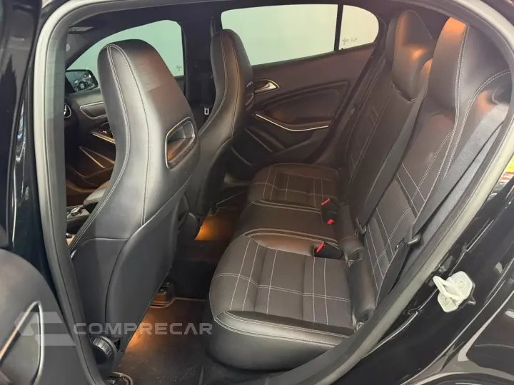 GLA 200 Advance 1.6/1.6 TB 16V Flex Aut.