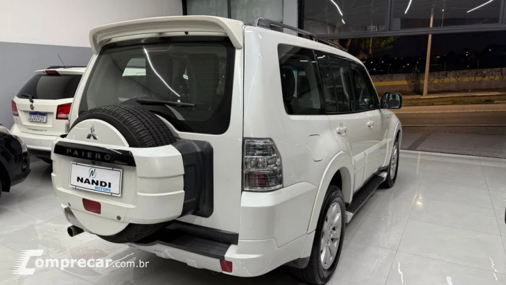 Pajero HPE Full 3.2 4x4 T.I.Dies. 5p Aut