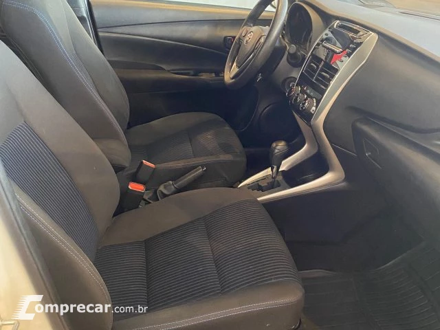 YARIS HATCH - 1.3 16V XL LIVE MULTIDRIVE