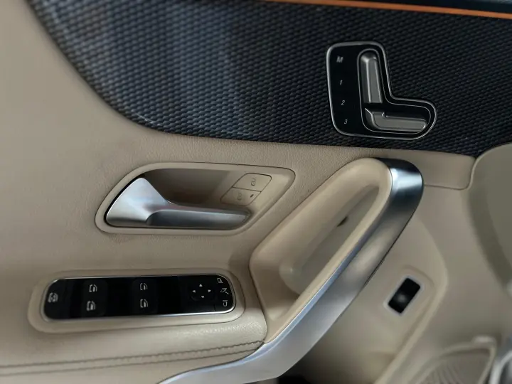 CLA 250 2.0 CGI GASOLINA 7G-DCT