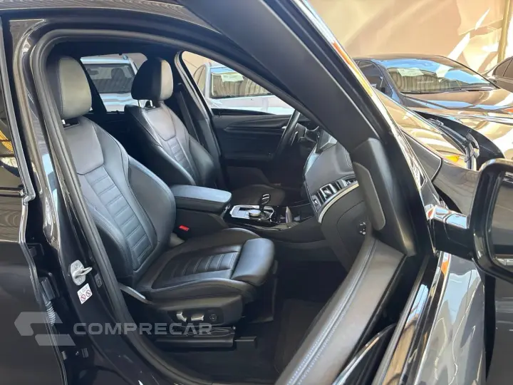 X3 XDRIVE 30e X-Line Turbo Aut. (Híb.)