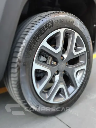 Renegade Longitude 1.8 4x2 Flex 16V Aut.