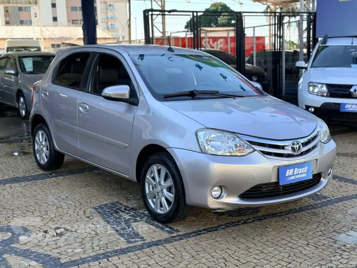 ETIOS 1.5 XLS 16V