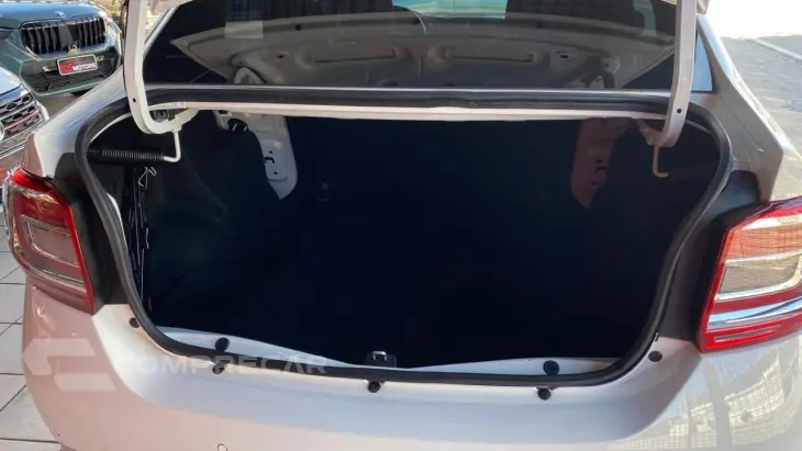 RENAULT LOGAN 1.0 12V SCE ZEN