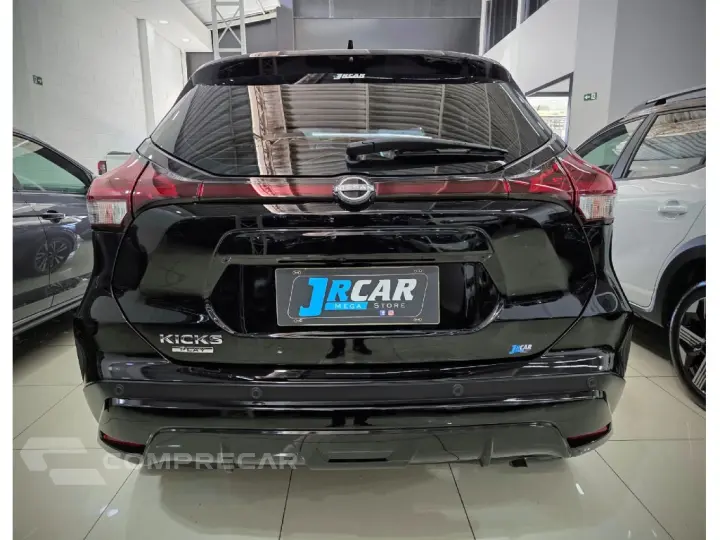 KICKS PLAY 1.6 16V FLEXSTART ADVANCE PLUS XTRONIC