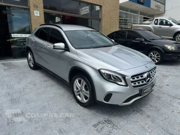GLA 200 Style 1.6 TB 16V/Flex Aut.