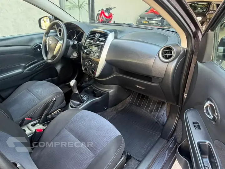 VERSA SV 1.6 16V FlexStart 4p Mec.