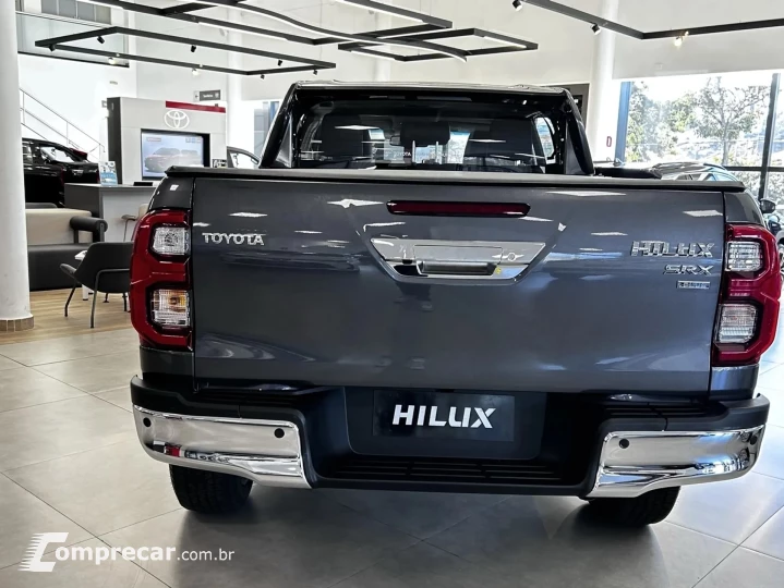 HILUX 2.8 D-4D TURBO CD SRX PLUS 4X4 AUTOMÁTICO