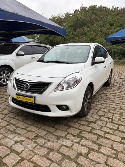 Versa SL 1.6