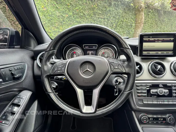 GLA 250 2.0 16V Turbo Sport