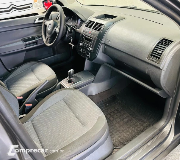 POLO 1.6 MI 8V