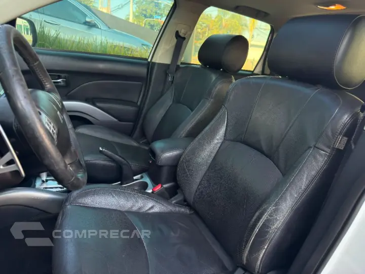OUTLANDER 2.0 16V 160cv Aut.