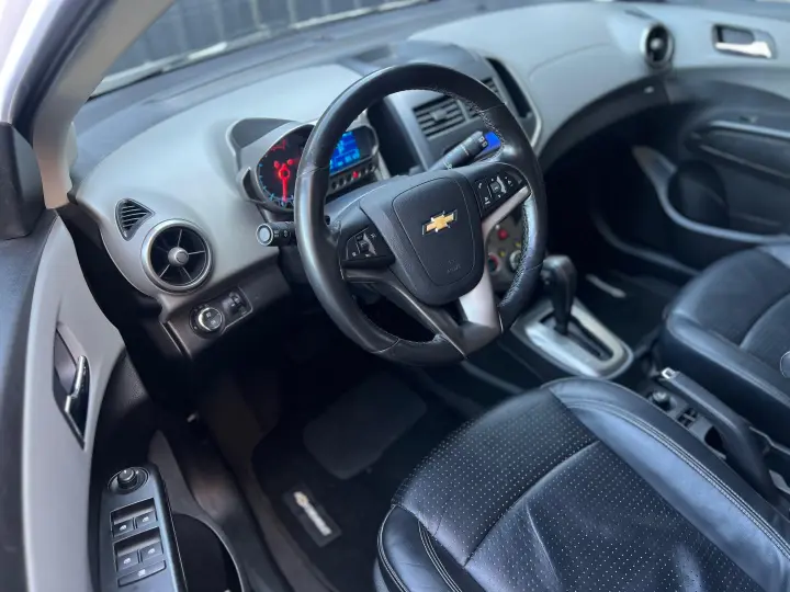 SONIC 1.6 LTZ 16V FLEX 4P AUTOMÁTICO
