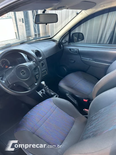 CELTA 1.0 MPFI Life 8V