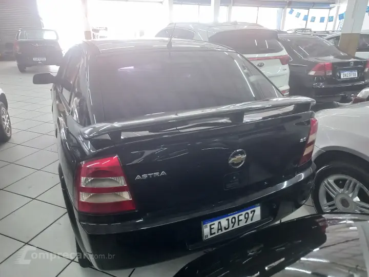 ASTRA 2.0 MPFI Advantage 8V