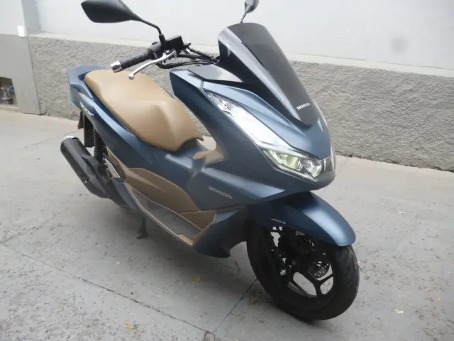 HONDA PCX 160 DLX ABS