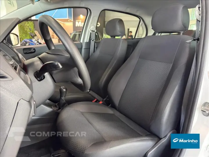 VOYAGE 1.0 12V MPI TOTALFLEX 4P MANUAL