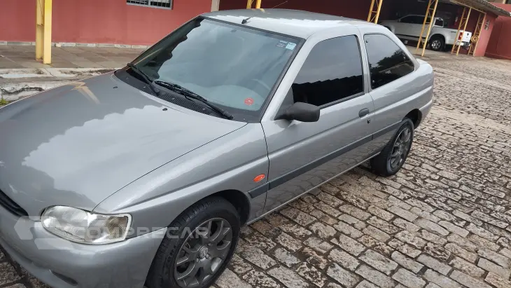 ESCORT GL 1.8