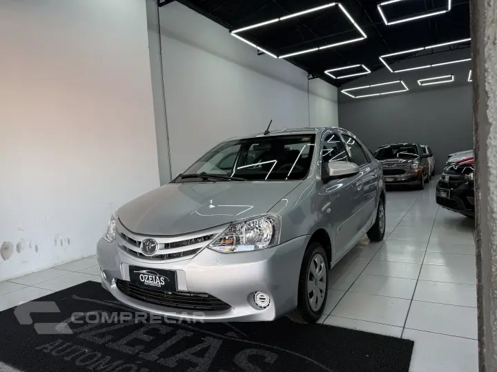 ETIOS 1.5 XS Sedan 16V