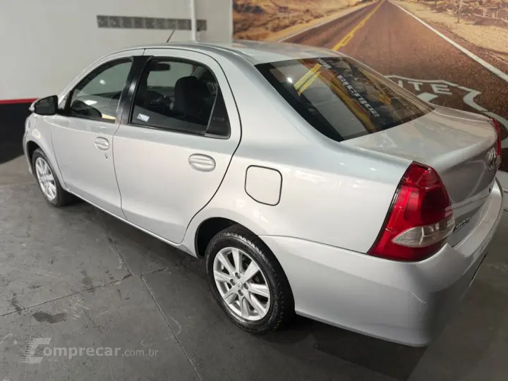 Etios Sedan 1.5 16V 4P FLEX X PLUS AUTOMÁTICO