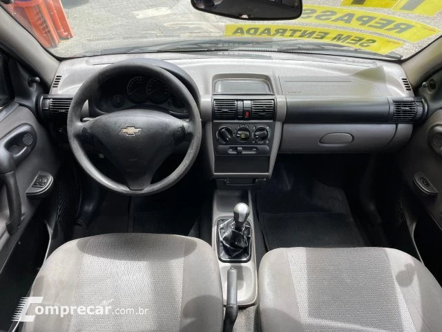 CLASSIC - 1.0 MPFI LS 8V 4P MANUAL