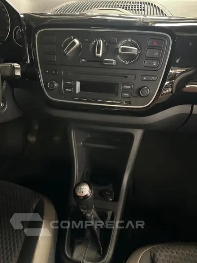 UP! CROSS 1.0 TSI TOTAL FLEX MEC. 4P