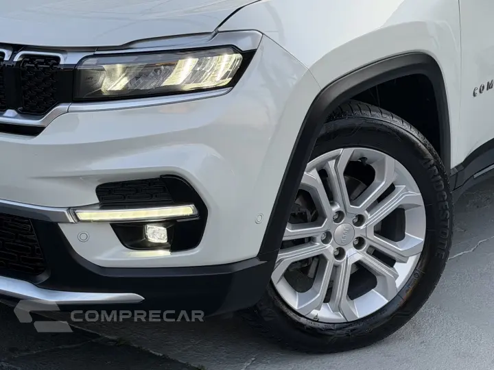 COMMANDER 1.3 T270 TURBO FLEX LONGITUDE AT6