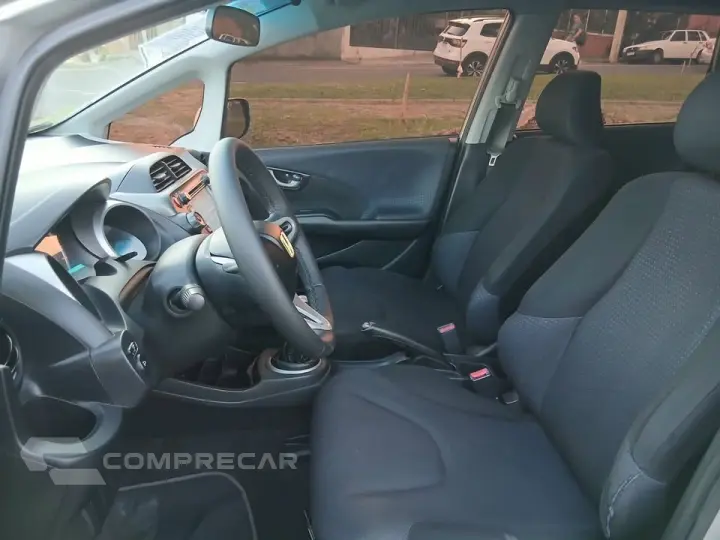FIT 1.4 LX 16V