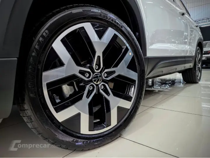 TAOS 1.4 250 TSI TOTAL FLEX HIGHLINE AUTOMÁTICO