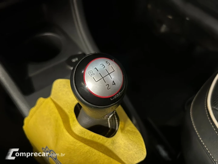 up! cross 1.0 TSI Total Flex 12V 5p