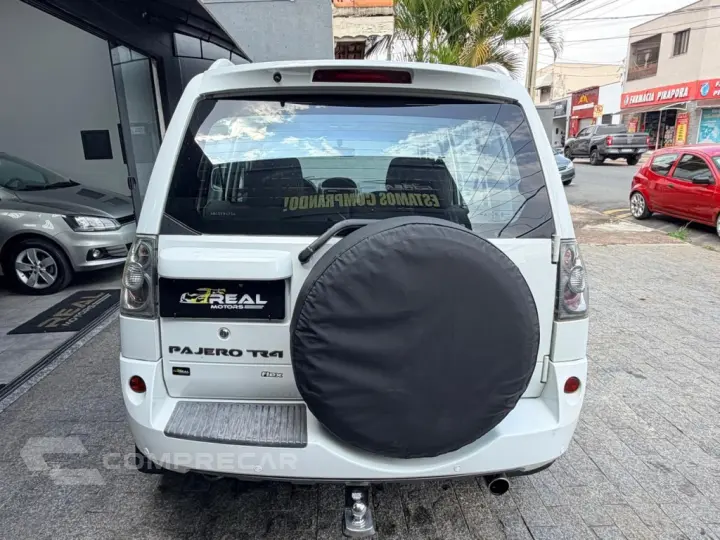 PAJERO TR4 2.0 4X2 16V 140CV FLEX 4P AUTOMÁTICO
