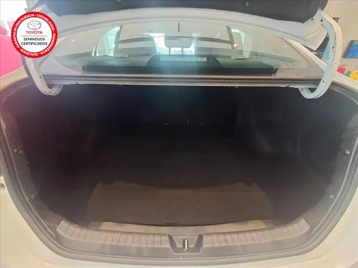 YARIS 1.5 16V FLEX SEDAN XL LIVE MULTIDRIVE